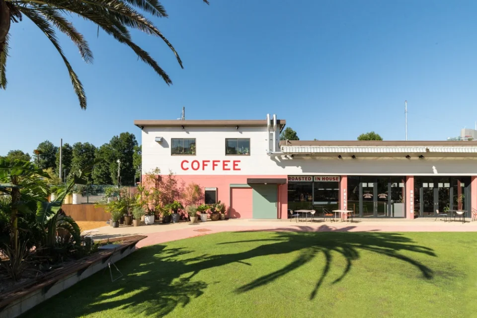 Little-Darling-Coffee-Roasters-外観